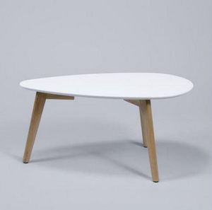 WHITE LABEL - table basse mignone design blanche avec piétement  - Table Basse Forme Originale