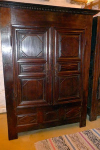 Antiquité Le Berre - armoire louis xiii - Armoire À Portes Battantes