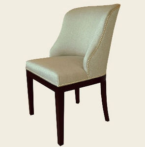 Mufti - curved wing-back dining chair - Chaise Gondole
