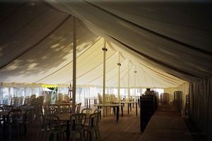  Reception tent