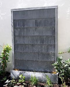 Tonton Zingueur  Designer du Zinc -  - Wall Fountain