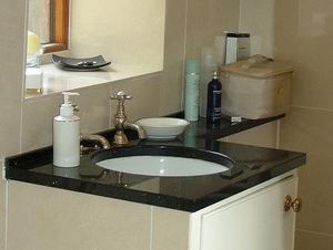 Francis N Lowe - vanity top - Washbasin Unit