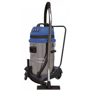 NILFISK -  - Water And Dust Vacuum Cleaner