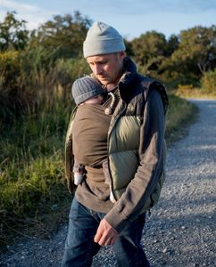 mama hangs -  - Ventral Baby Carrier