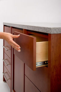 Accuride - touch release - Furniture Slide