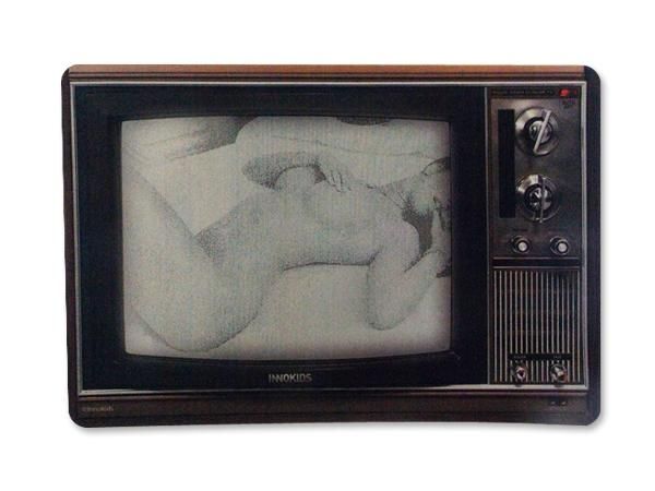 WHITE LABEL - Mouse pad-WHITE LABEL-Tapis informatique TV écran noir et blanc avec fem