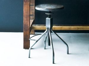 Environmental Street Furniture - 360 stool - Hocker