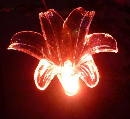 FEERIE SOLAIRE - Gartenwindlicht mit Erdspieß-FEERIE SOLAIRE-Pic solaire fleur de lys lumineuse 5 couleurs 76cm