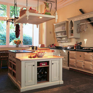 Benton Kitchens & Interiors -  - Cocina Clasica