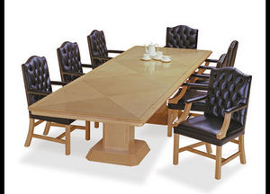 Le-Al Executive Furniture - column base table in birdeye maple - Mesa De Conferencias