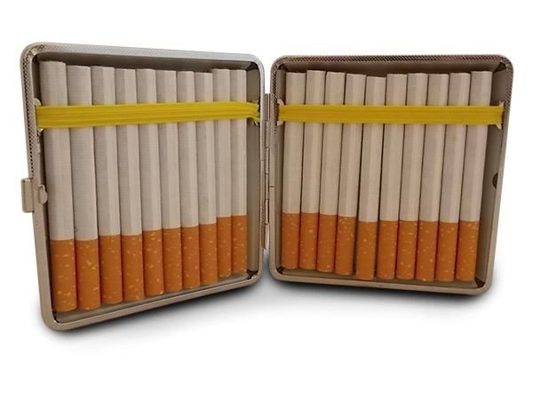 WHITE LABEL - Astuccio per sigarette-WHITE LABEL-Boite à cigarette en simili cuir de couleur marron